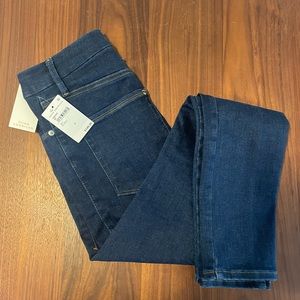 NWT Good American Jeans